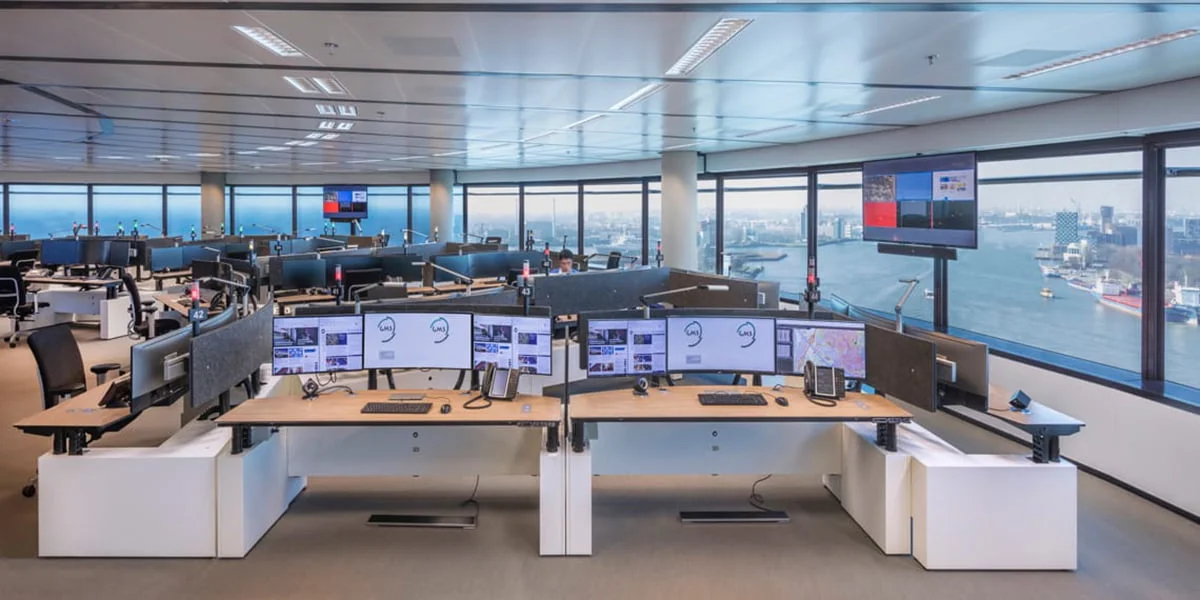 Als contact center klaar zijn voor de toekomst? Wat betekent dat? Veiligheidsregio Rotterdam Rijnmond neemt je mee, bekijk hier de video!